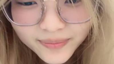 大屁股校花！一看就好想干啊 【19岁的小王】自慰 水狂喷