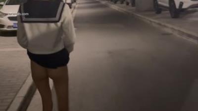 嫩妹涵涵 小泪深夜街头露出2部 情趣制服4K版 (2)