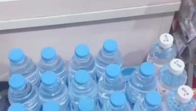 原创小姨子的秘密姐夫开车长途犯困小姨子服务区口交帮姐夫提神再站立后入爆操浓精射满翘臀