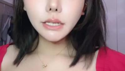 女神好久不见，夜场火辣DJ【孞冬】喷血魔鬼身材，AV棒震豆自慰