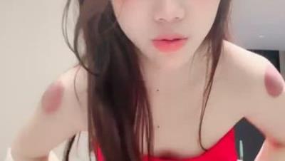 甜美校花下海【吧啦】S级身材全身白嫩 奶子圆圆的很有型 细腰翘臀 揉奶掰穴嫩嫩的 看了一晚上睡不着 (2)